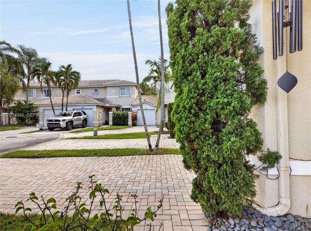 17071 NW 22nd St, Pembroke Pines, FL 33028