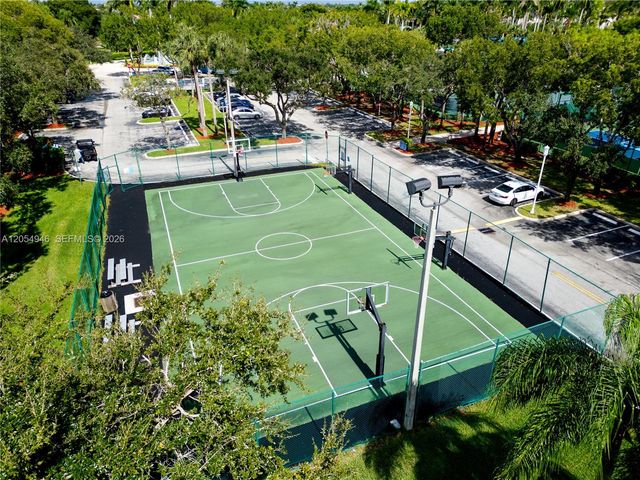 17071 NW 22nd St, Pembroke Pines, FL 33028