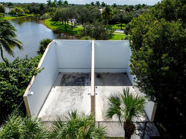 17071 NW 22nd St, Pembroke Pines, FL 33028