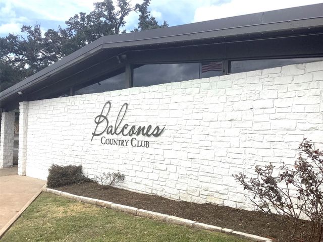 9016 Balcones Club DR, Austin, TX 78750