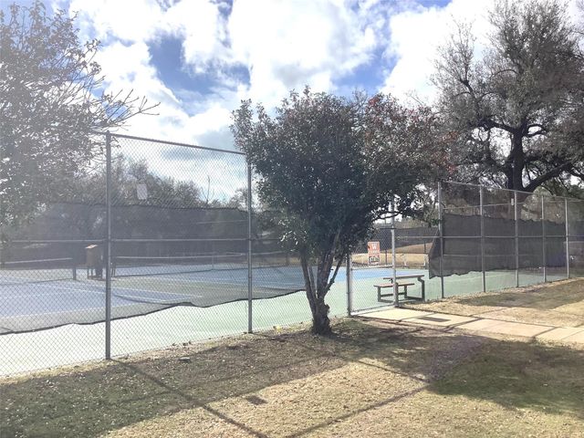 9016 Balcones Club DR, Austin, TX 78750