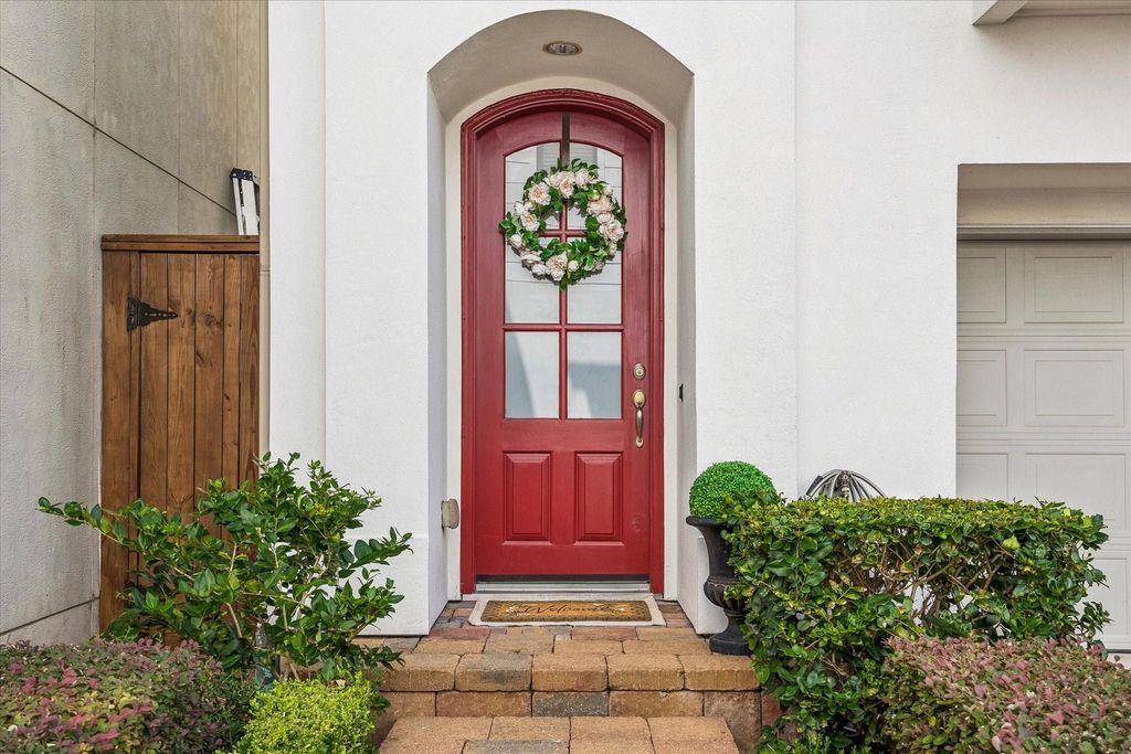 5718 Kansas Street C, Houston, TX 77007