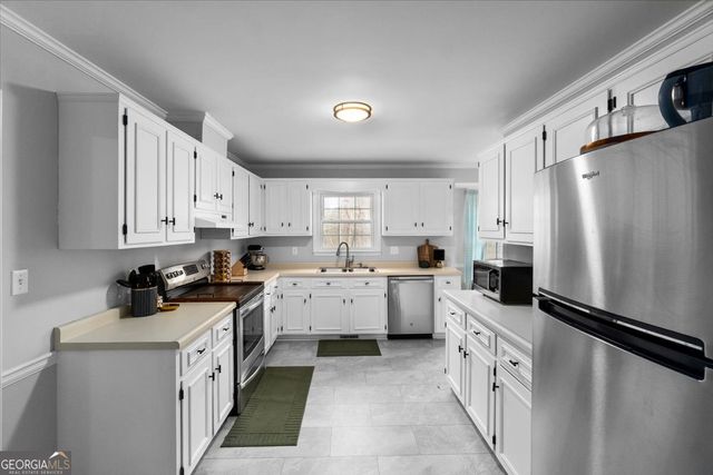 325 Brookstone Drive, Athens, GA 30605