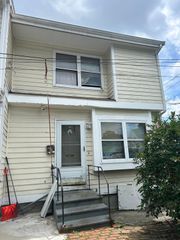 15 Rockaway St D, Lynn, MA 01902