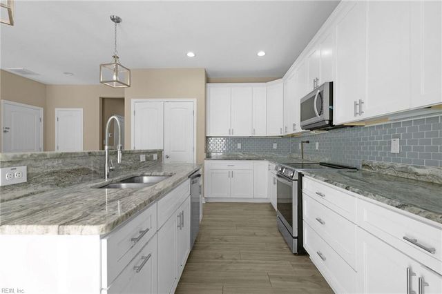 1224 Commerce AVE, Chesapeake, VA 23324