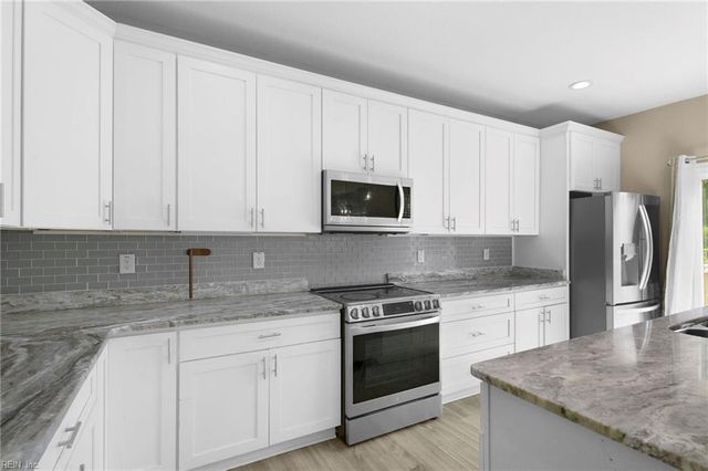 1224 Commerce AVE, Chesapeake, VA 23324