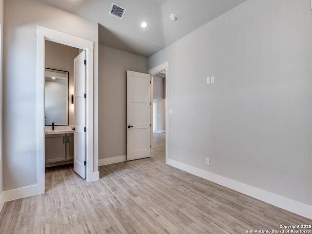 22114 Touring Ln, San Antonio, TX 78257