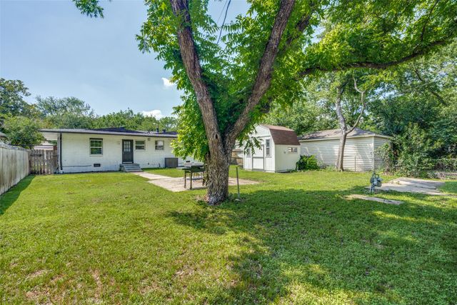 10225 Pinecrest Drive, Dallas, TX 75228
