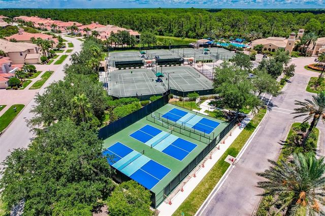 225 PESARO DRIVE, North Venice, FL 34275