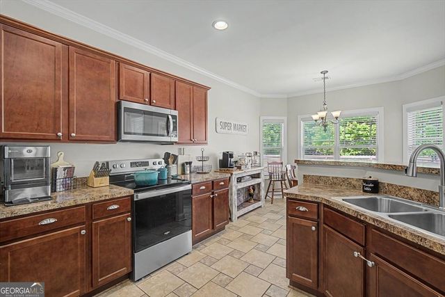 17 Maple Grove Drive, Adairsville, GA 30103