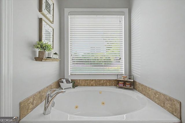 17 Maple Grove Drive, Adairsville, GA 30103