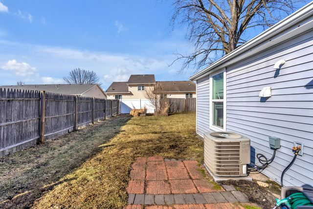 2623 Hart Road, Highland, IN 46322