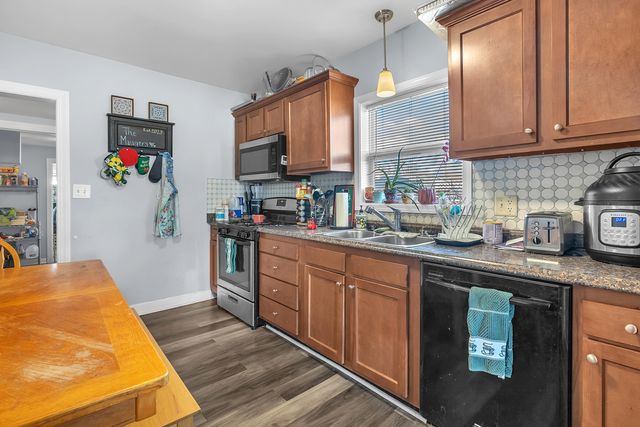 2623 Hart Road, Highland, IN 46322