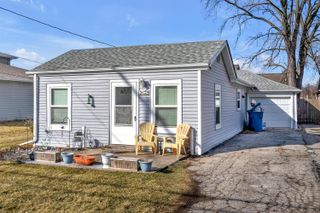 2623 Hart Road, Highland, IN 46322