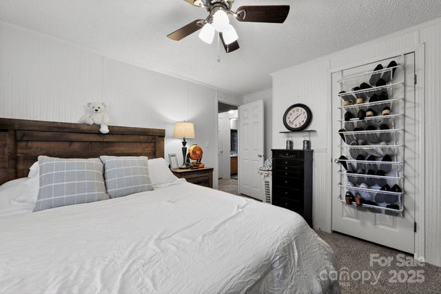 19 Morton Lane, Asheville, NC 28806