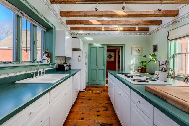 514 First Avenue, Chester, VT 05143