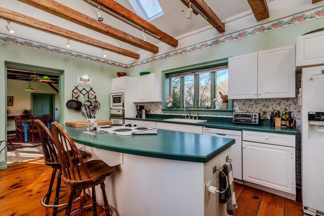 514 First Avenue, Chester, VT 05143