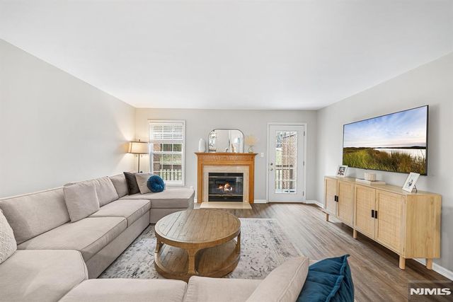 900 Somerset Court, Ramsey, NJ 07446