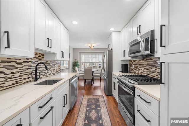 900 Somerset Court, Ramsey, NJ 07446