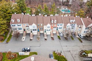 900 Somerset Court, Ramsey, NJ 07446