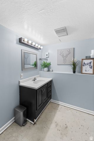 1371 E SUDBURY AVE, Sandy, UT 84093