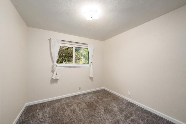 2697 Morrene Dr, Placerville, CA 95667