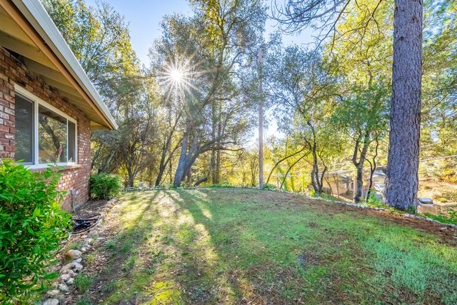 2697 Morrene Dr, Placerville, CA 95667