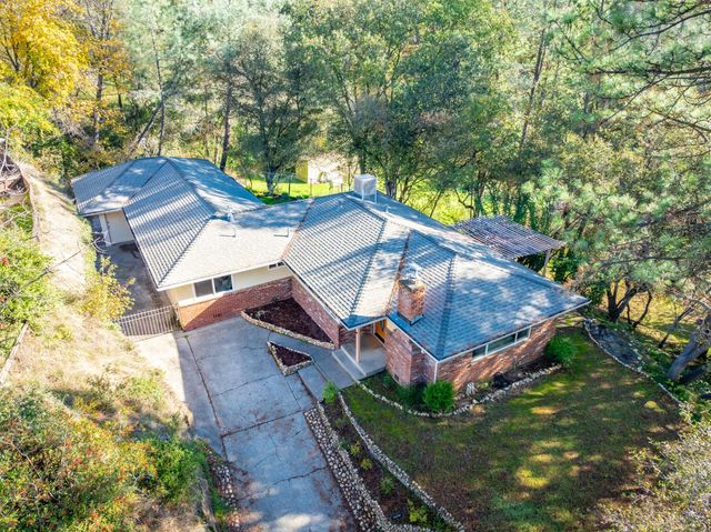 2697 Morrene Dr, Placerville, CA 95667