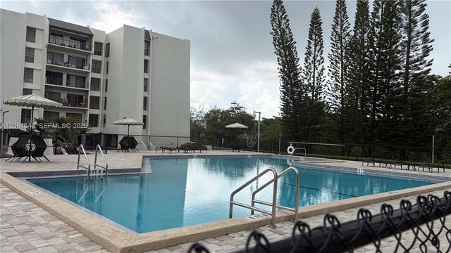 14201 SW 66th St 406- A, Miami, FL 33183