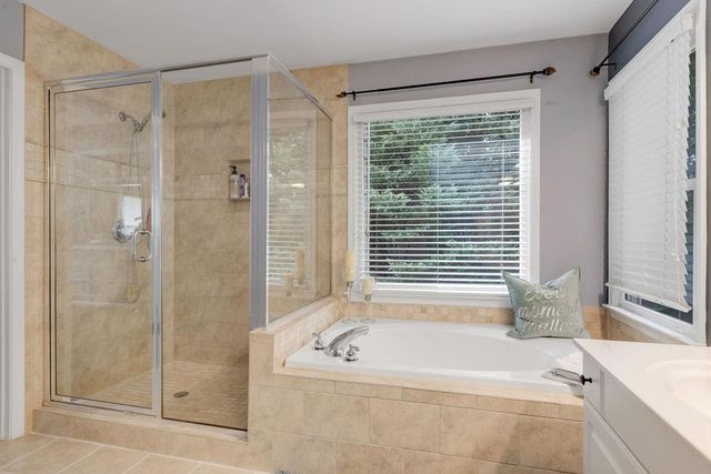 3247 BLACKSTONE Run, Lawrenceville, GA 30043