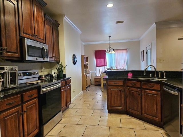 8166 South Wind Drive W, Irvington, AL 36544