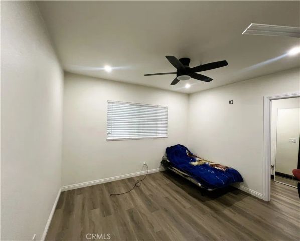 7672 Whitsett Avenue, Los Angeles, CA 90001