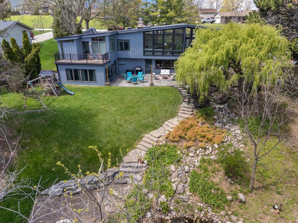 property-img