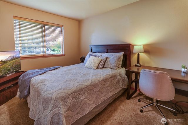 11821 184th Street E, Puyallup, WA 98374