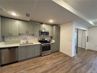1025 S Berendo Street 404, Los Angeles, CA 90006