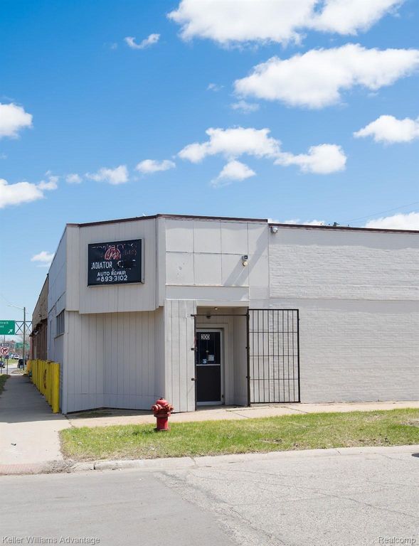 300 E 8 MILE Road, Detroit, MI 48203