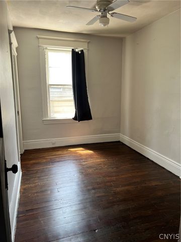 2216 South Avenue, Syracuse, NY 13207