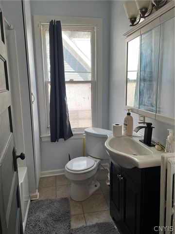 2216 South Avenue, Syracuse, NY 13207