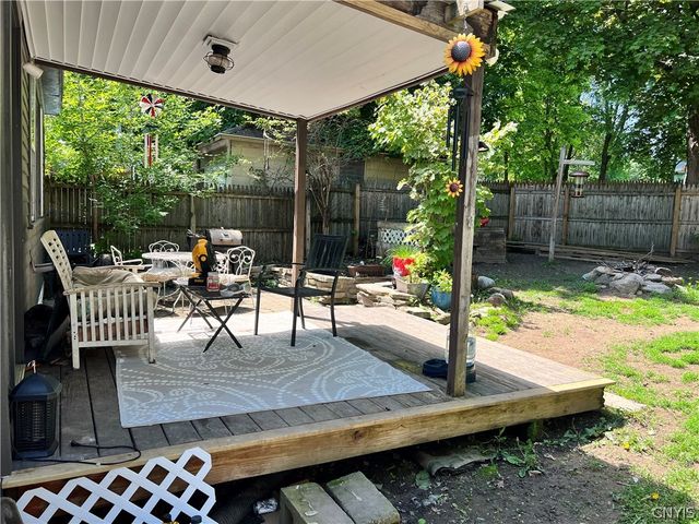 2216 South Avenue, Syracuse, NY 13207