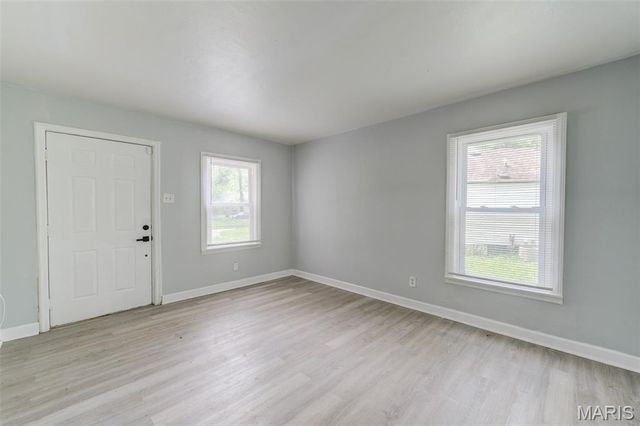8067 Aline Avenue, St Louis, MO 63134