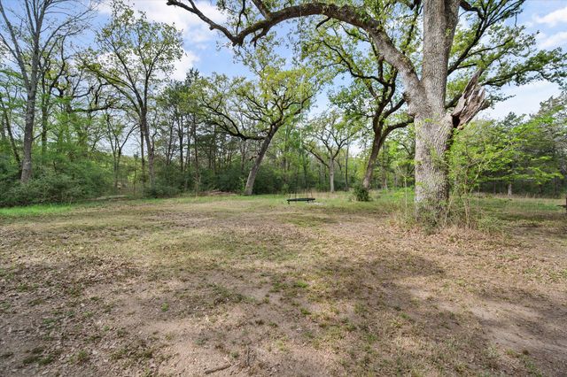 379 FCR 161, Streetman, TX 75859