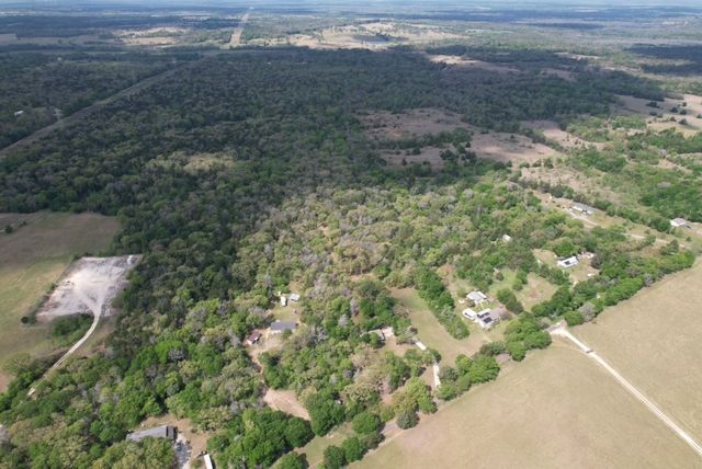 379 FCR 161, Streetman, TX 75859