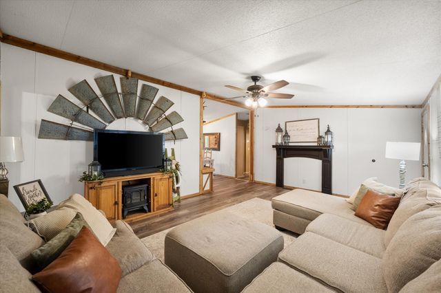 379 FCR 161, Streetman, TX 75859