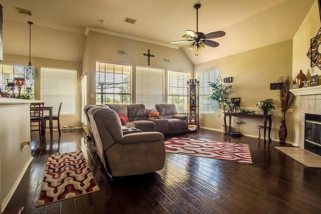 2713 Butler National DR, Pflugerville, TX 78660