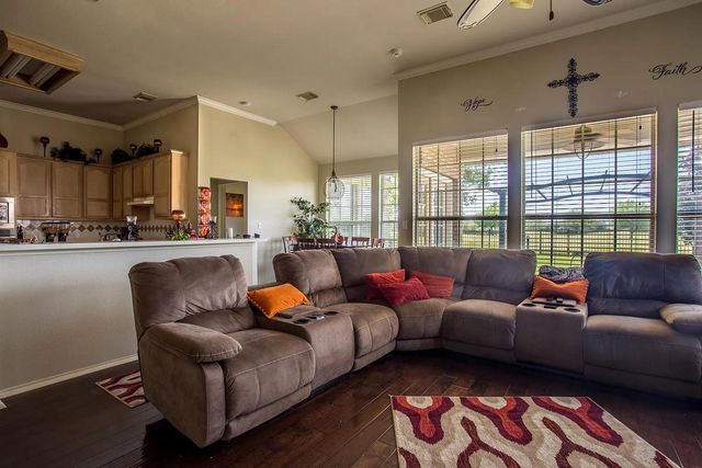 2713 Butler National DR, Pflugerville, TX 78660