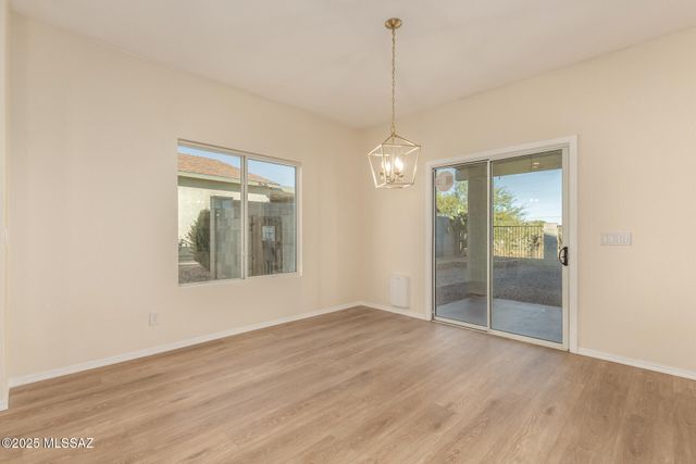 1348 W Calle Libro Del Retrato, Sahuarita, AZ 85629