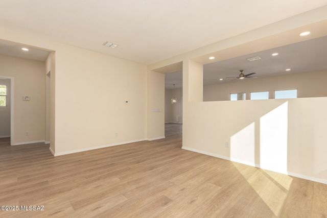 1348 W Calle Libro Del Retrato, Sahuarita, AZ 85629