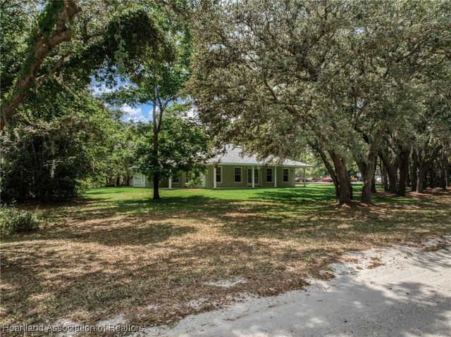 1843 N Valencia Drive, Avon Park, FL 33825