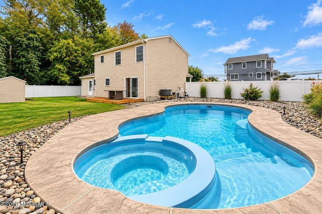 70 Pilot Drive, Brick, NJ 08723