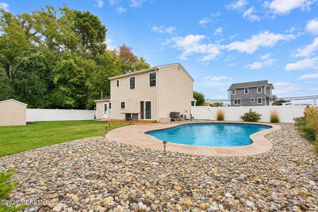 70 Pilot Drive, Brick, NJ 08723